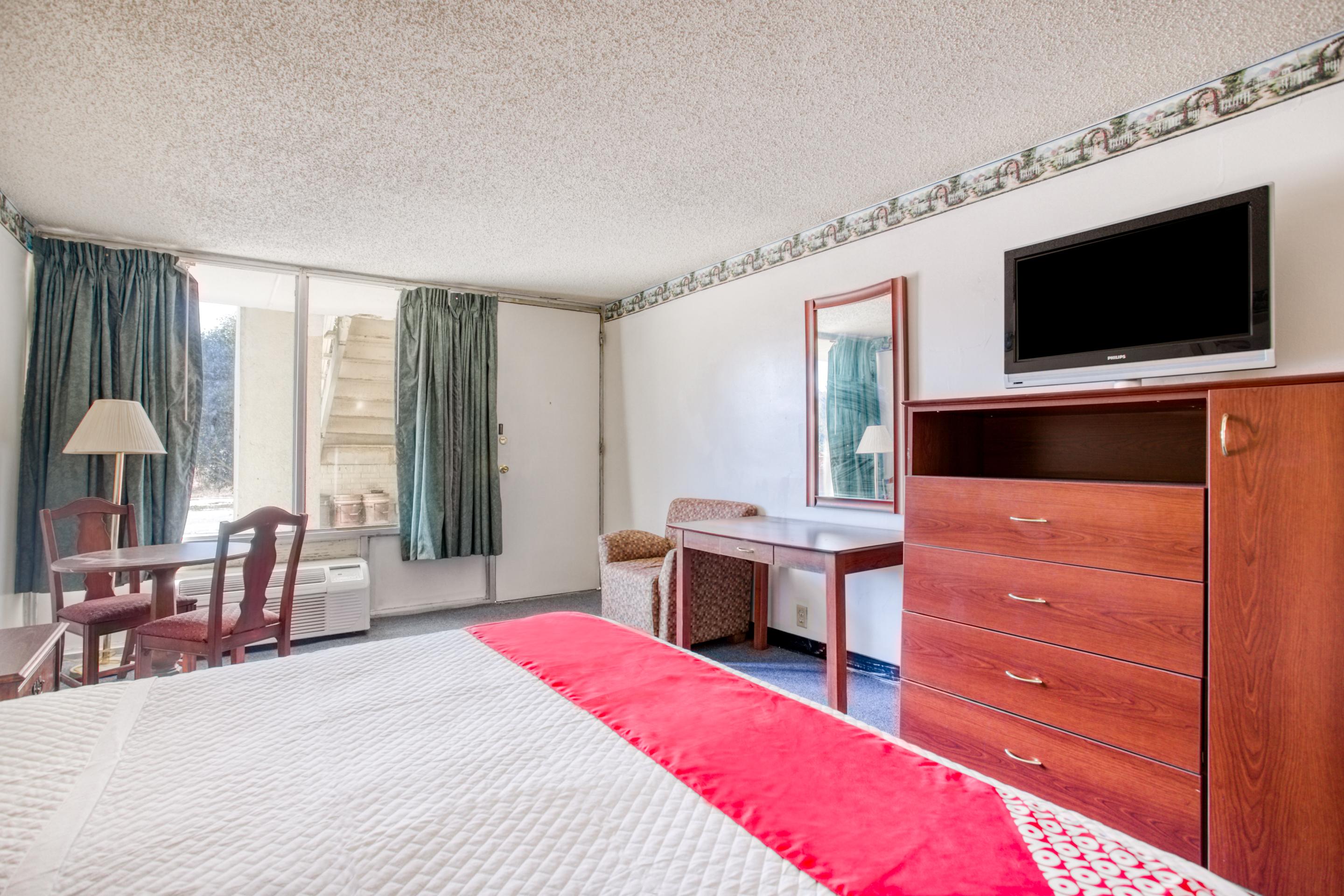 Oyo Hotel Petersburg Va - Templeton Ngoại thất bức ảnh